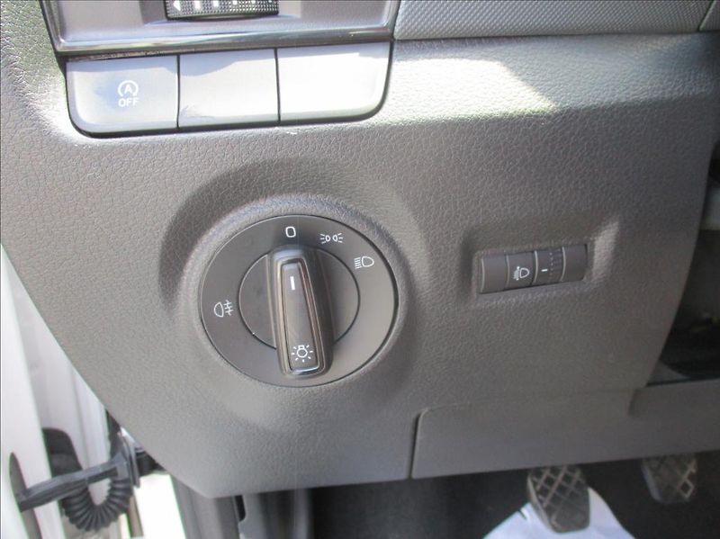 Škoda Fabia 1,0 TSI, klima,servis,DPH,CZ, - fotka 15 z 23