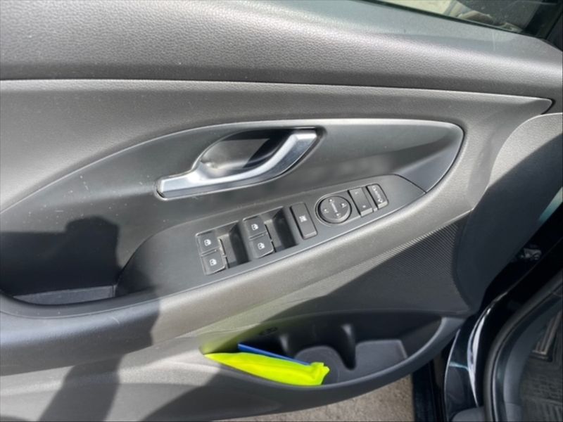 Hyundai i30 1,5 T-GDI M.Hyb Smart - fotka 11 z 11