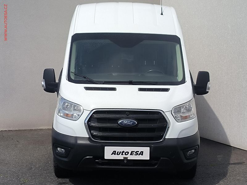 Ford Transit (2019) 2.0TDCi L3H3 6míst, TREND - fotka 2 z 19