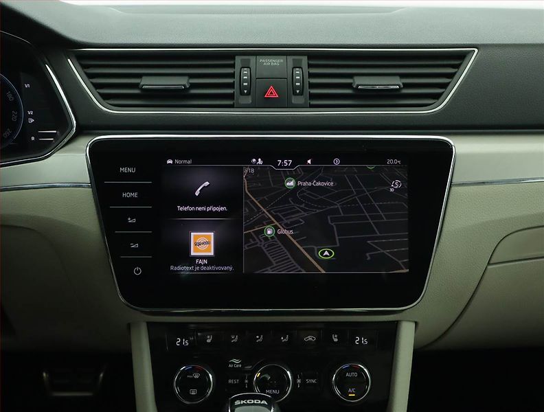 Škoda Superb (2023) Laurin&Klement 2.0 TDI - fotka 12 z 19
