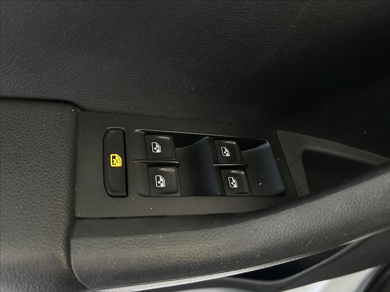 Škoda Octavia 1,0   TSI 85kW,TAŽNÉ,NAVIGACE - fotka 10 z 27