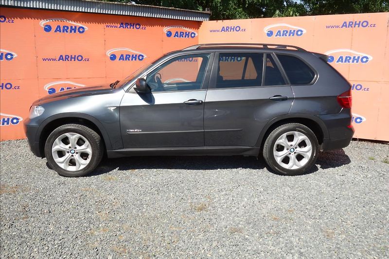 BMW X5 40d 225KW,xDRIVE,NAVIGACE. - fotka 4 z 37