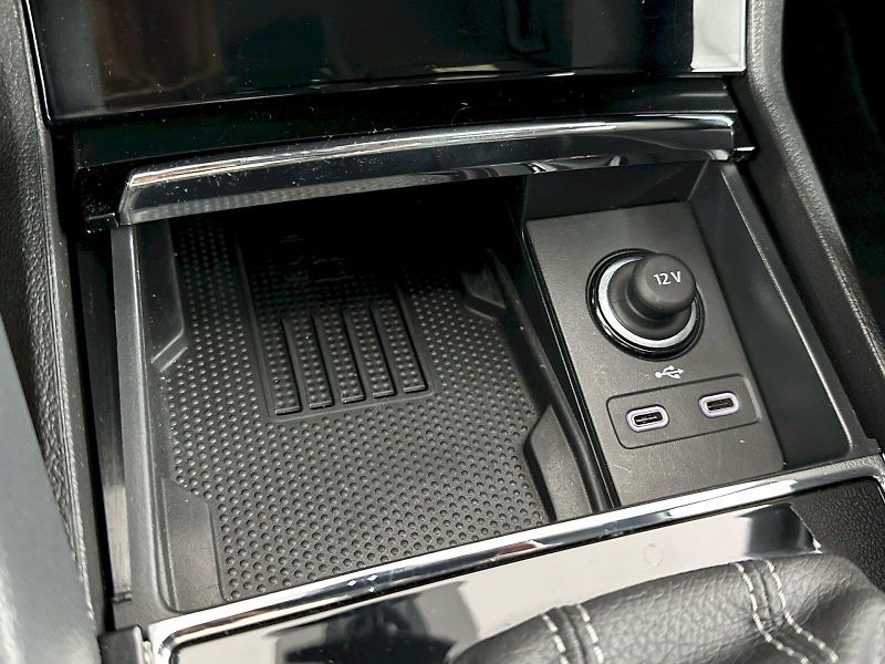 Škoda Karoq (2025) DSG 1.5TSI 110kW SportLine - fotka 25 z 36