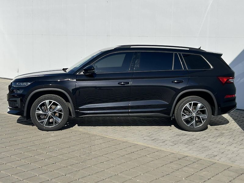 Škoda Kodiaq Sportline 4x4 7DSG 2,0TSI - fotka 3 z 27