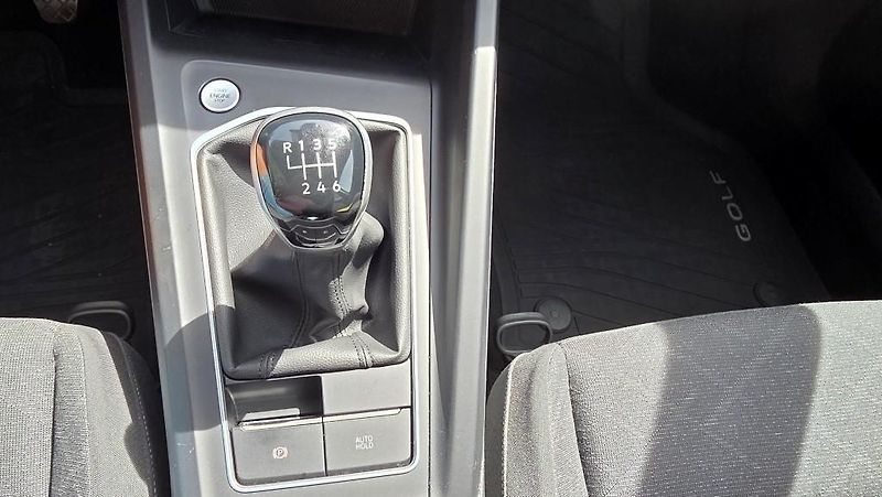 Volkswagen Golf (2023) 2.0 TDI 110kW Life záruka  - fotka 28 z 34
