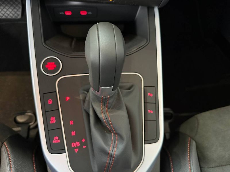 Seat Arona (2024) 1.0 TSI 81kW FR DSG - fotka 7 z 21