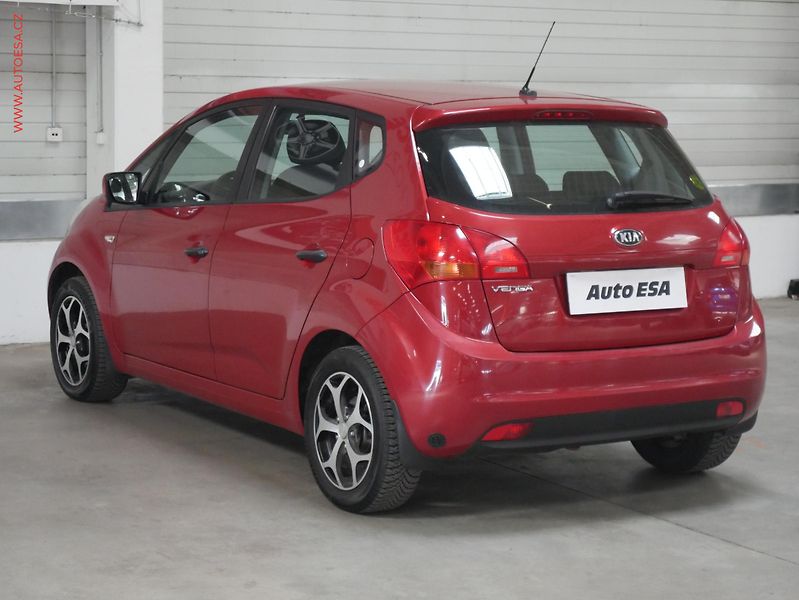 Kia Venga (2013) 1.4i, 2.maj,ČR, AC - fotka 6 z 14