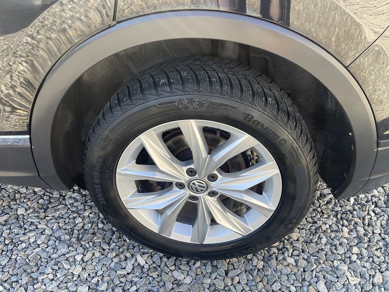 Volkswagen Tiguan 2.0TDi 150PS 4x4 DSG 179TKM 1A - fotka 31 z 131