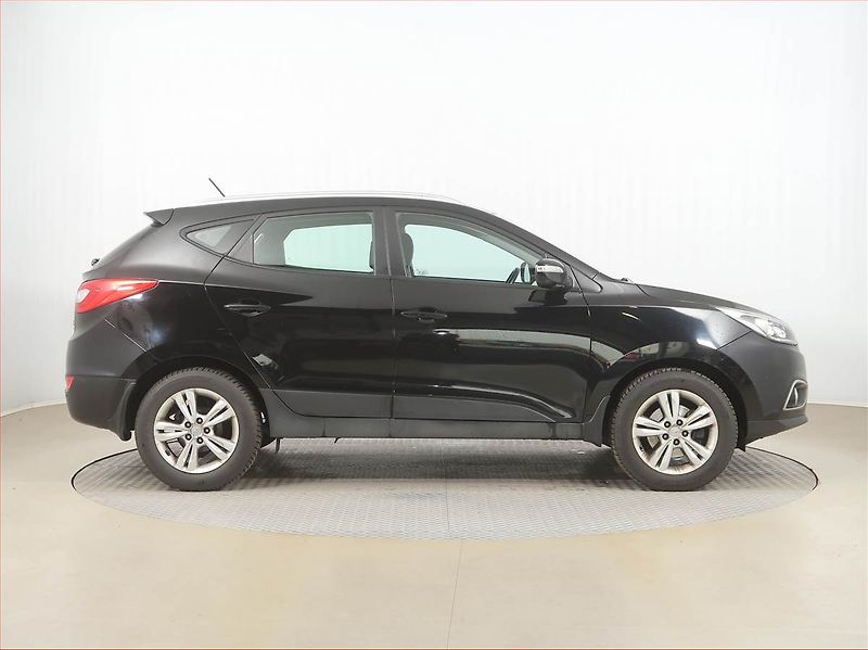 Hyundai ix35 (2014) 1.7 CRDi, Serv.kniha, Kůže - fotka 6 z 15