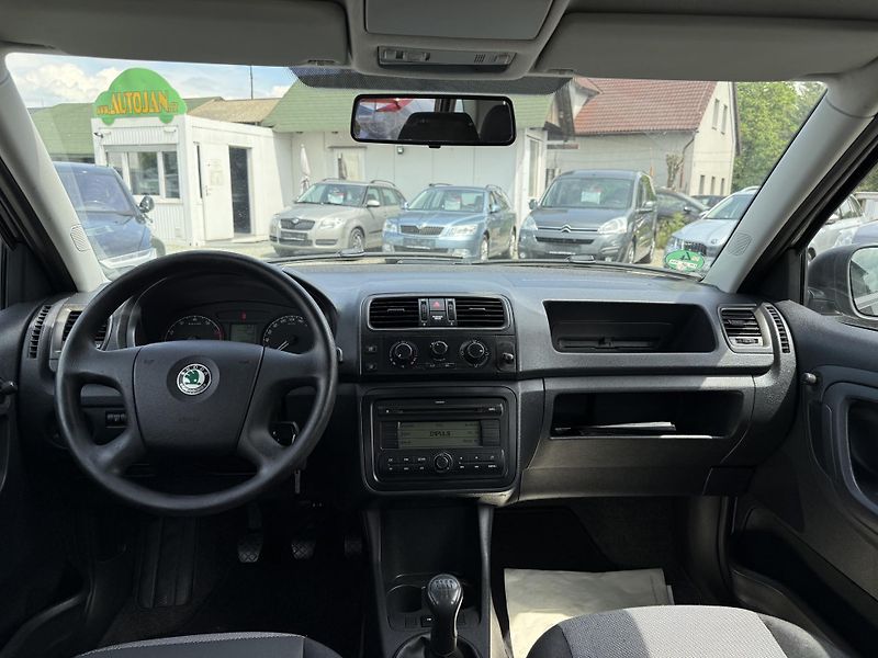Škoda Fabia 1.4i KOMBI - fotka 7 z 13