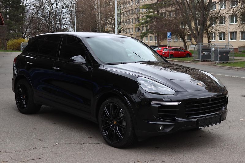 Porsche Cayenne S DIESEL 4.2 V8 283kW 4X4 DPH - fotka 6 z 50
