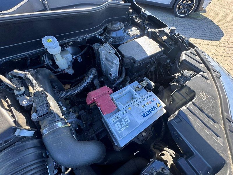 Suzuki Vitara (2021) 1,4i 95 KW HYBRID TAŽNÉ 1. MAJ - fotka 40 z 45