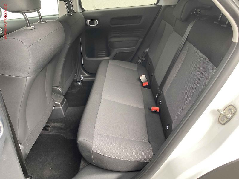 Citroën C4 Cactus (2017) 1.6 HDi, ČR, AT, tempo, park - fotka 10 z 18