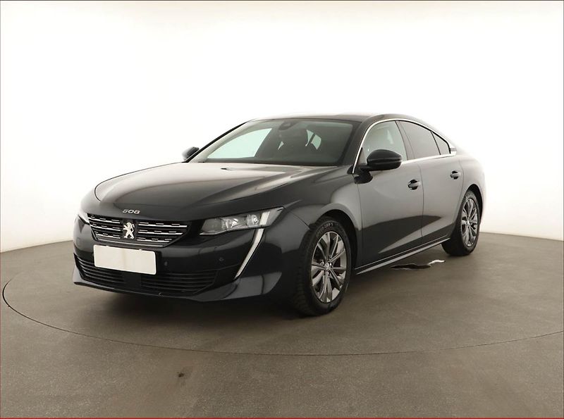 Peugeot 508 (2019) Allure 1.6 PureTech, Automat - fotka 2 z 17
