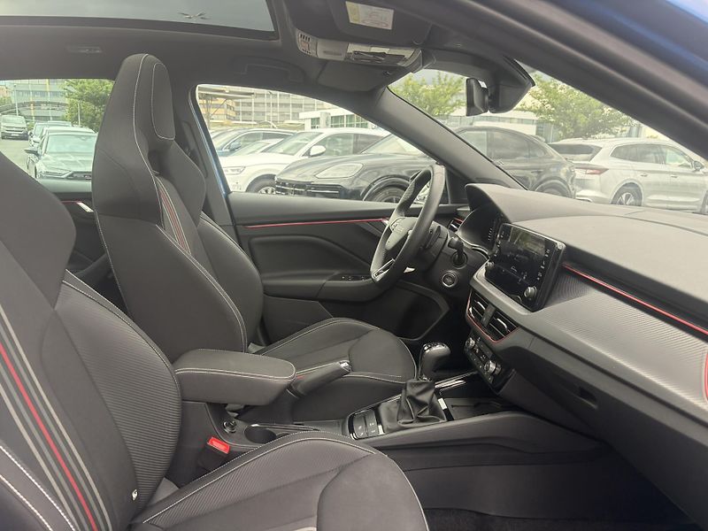 Škoda Scala 1.5TSi Monte Carlo - fotka 14 z 22