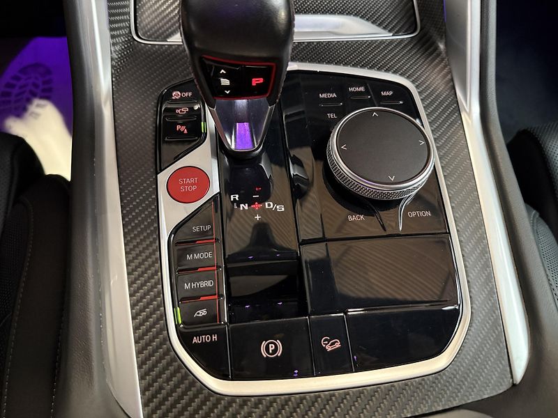 BMW XM 4.4 PHEV - fotka 9 z 15