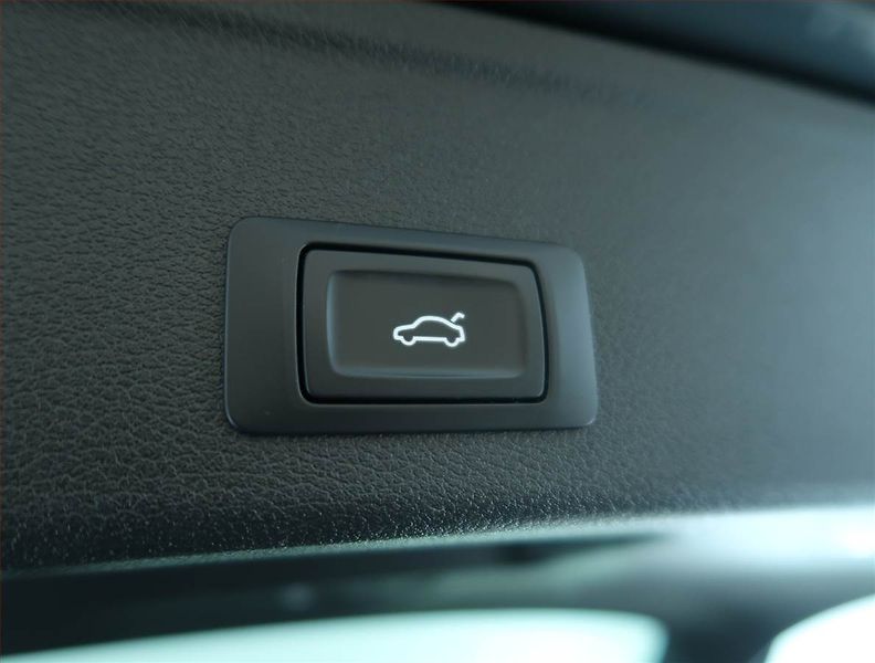 Audi A4 (2016) Ambition 2.0 TDI, Automat - fotka 19 z 19