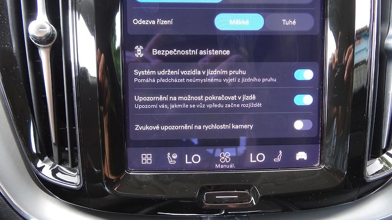 Volvo XC60  B4 Awd Taž.zař.Navi + - fotka 60 z 70