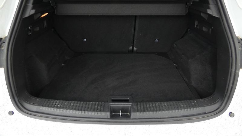 Renault Austral 1.3 MHEV 160 Techno - fotka 20 z 24