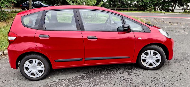 Honda Jazz 1.2 VTEC 66 kw - fotka 3 z 42
