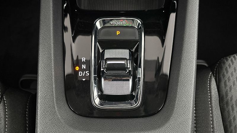 Škoda Octavia 2.0 TDI DSG 4x4 Style Combi - fotka 24 z 29
