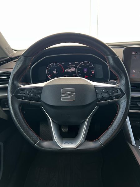 Seat Leon 1.5TSI FR-Line LED ACC DPH - fotka 8 z 24