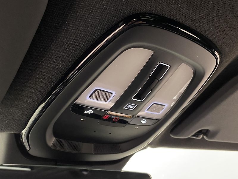 Volvo XC40 (2026) B3 AUT DARK ULTRA  - fotka 60 z 61