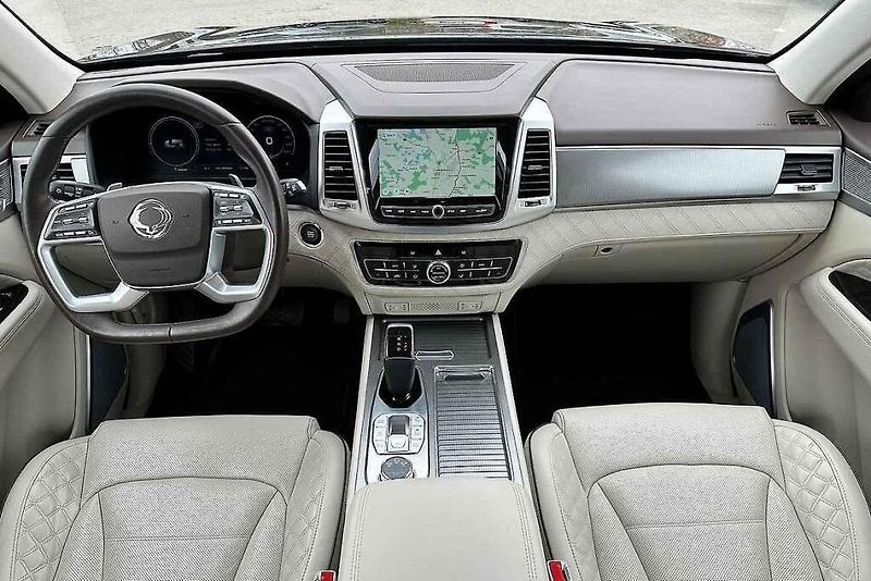 SsangYong Rexton.