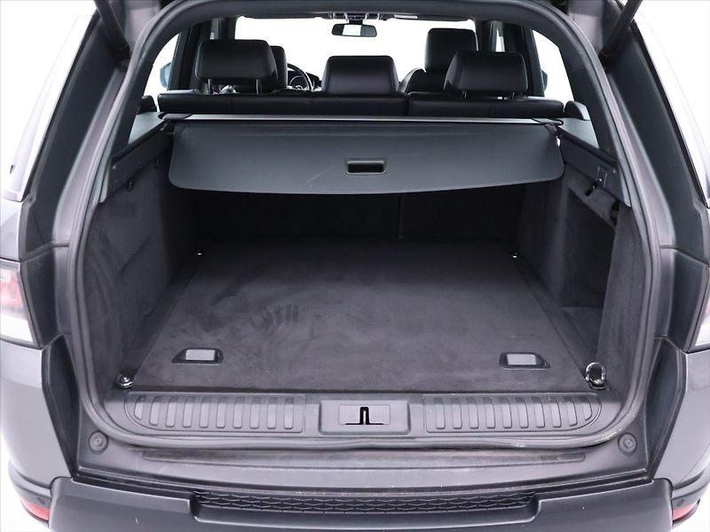 Land Rover Range Rover Sport 3,0 TDV6 HSE 183kW 4x4 Auto - fotka 10 z 27
