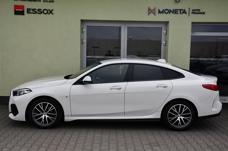 BMW Řada 2 218d M-SPORT 1M ČR ACC - fotka 11 z 45