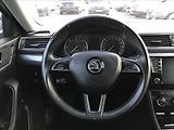 Škoda Superb 1,6 - náhled 12