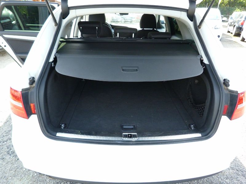 Audi A4 Avant 2.0 Tdi 4x4 - fotka 13 z 22
