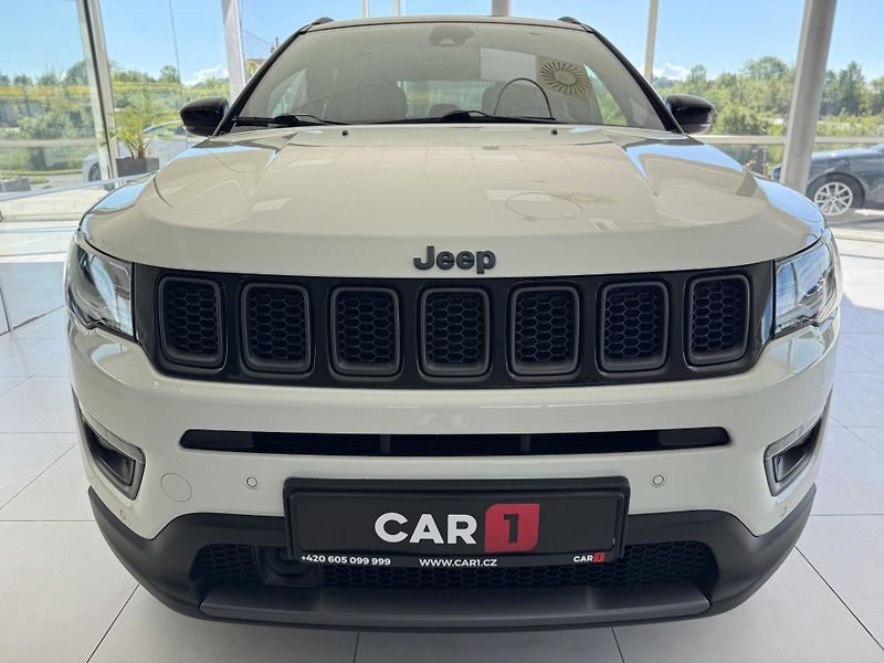 Jeep Compass S 4xe 1,3T 177kW*REZERVACE! - fotka 3 z 37