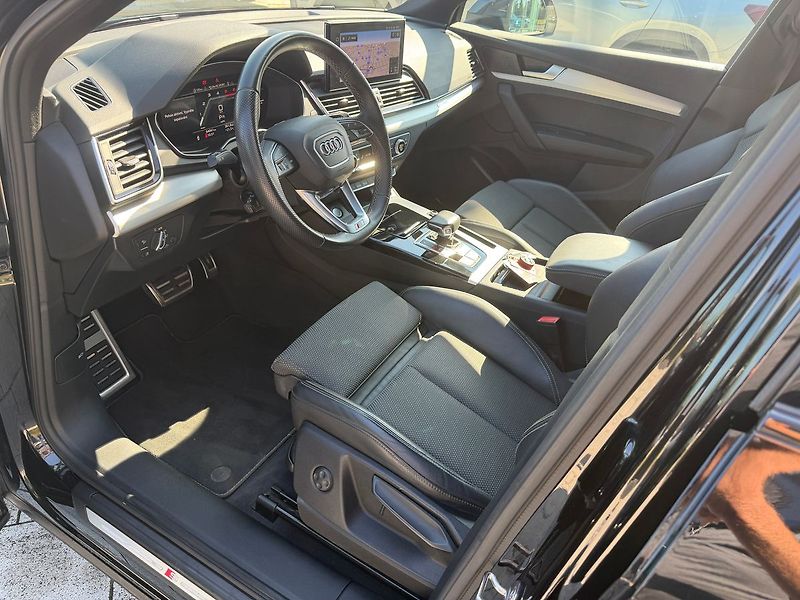 Audi Q5 S-line  2.0TDI 150kW Quattro S - fotka 5 z 23