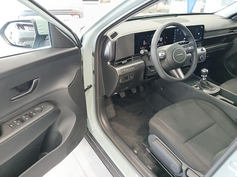 Hyundai Kona (2026) 1,0 T-GDI MT COMFORT MR27 - fotka 9 z 11