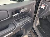 Toyota Land Cruiser 2.8 D-4D 6AT Invincible - náhled 12