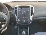Kia Ceed (2011) 1.4i, ČR, AC, temp. - náhled 12