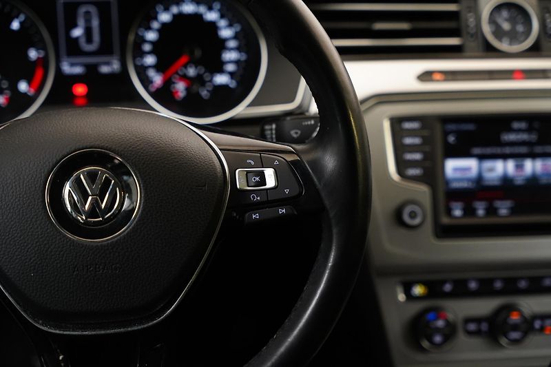 Volkswagen Passat - fotka 16 z 26