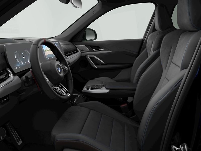 BMW X1 M35i xDrive - fotka 4 z 6