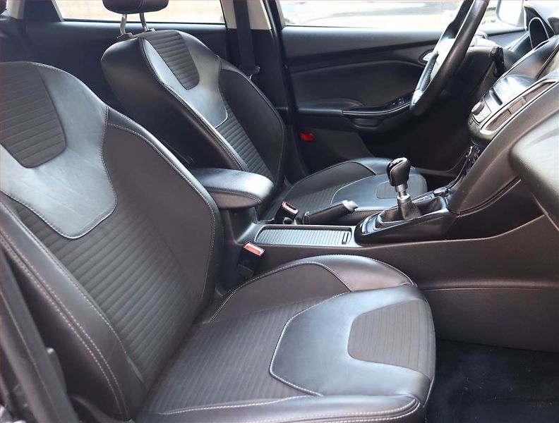 Ford Focus (2016) 2.0 TDCi, Eko.zaplacen - fotka 9 z 23
