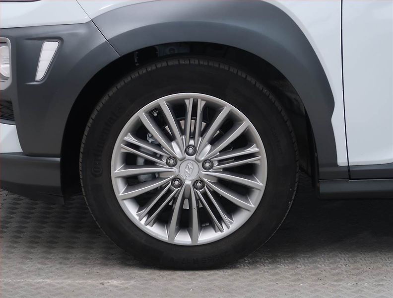 Hyundai Kona (2018) 1.0 T-GDI, Serv.kniha, Kůže - fotka 14 z 17