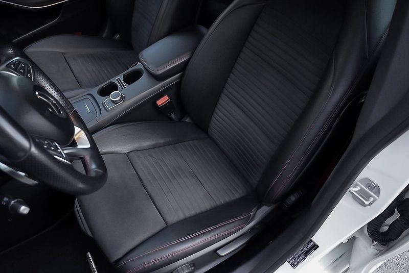 Mercedes-Benz CLA 250 160kW AMG - fotka 25 z 31