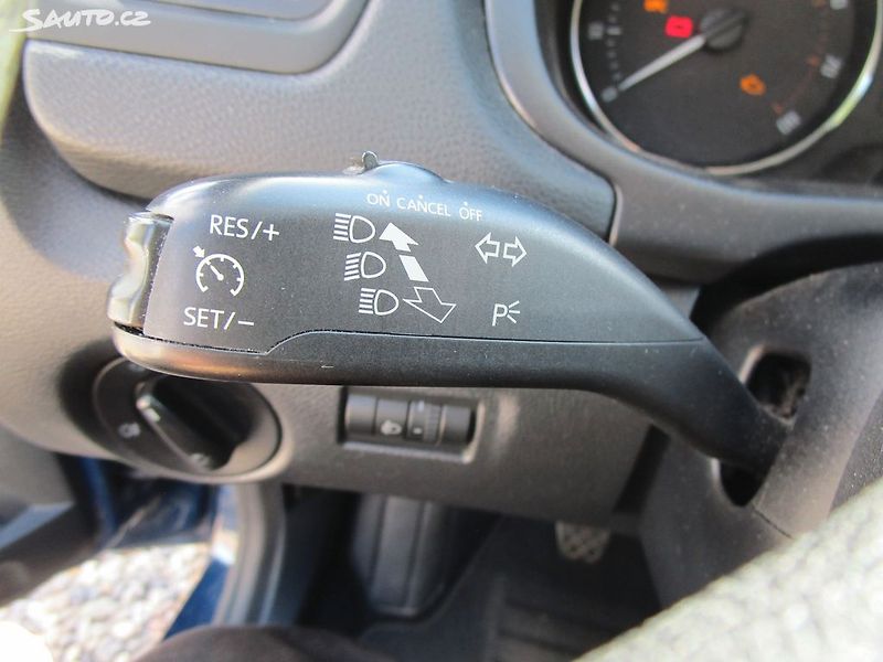 Škoda Roomster 1,2TSI-63KW-NOVÁ STK+ROZVODY - fotka 21 z 40