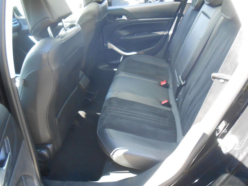 Peugeot 308 , FULL LED, KAMERA,NAVI - fotka 26 z 43