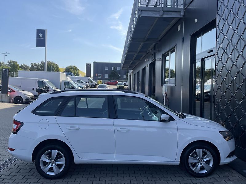 Škoda Fabia AMBITION 1.0 TSI 81 kW  - fotka 9 z 20