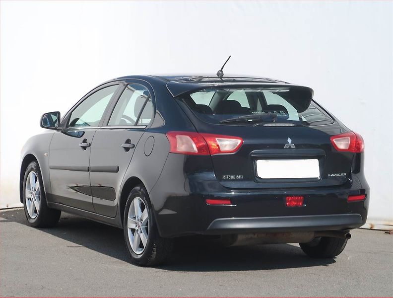 Mitsubishi Lancer (2010) 1.5 MIVEC, Serv.kniha, po STK - fotka 4 z 18