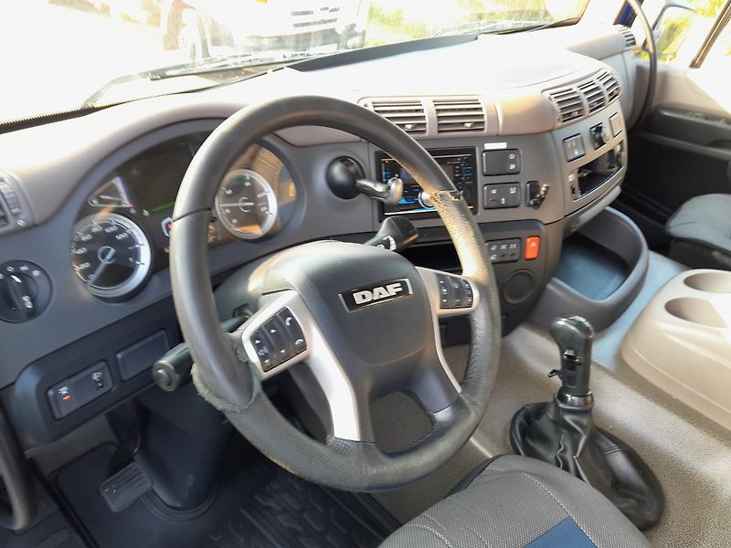 DAF CF 480 FAT 6x4 - fotka 25 z 44