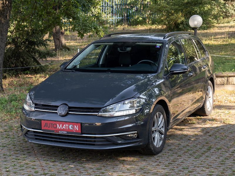Volkswagen Golf 1.5 TSI DSG CarPlay ACC Senzor - fotka 1 z 29