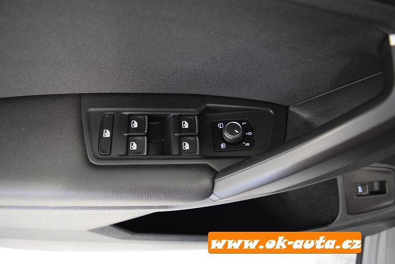 Volkswagen Tiguan 1.5 TSi ELEGANCE DSG  - fotka 39 z 62