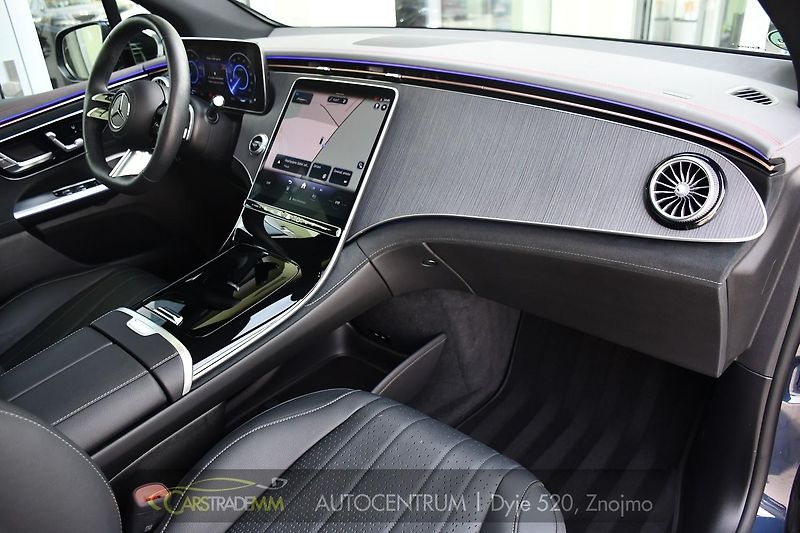 Mercedes-Benz EQE 350 4-matic AMG - fotka 15 z 56